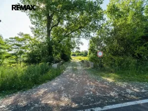 Prodej komerční nemovitosti, Chrášťany, 10917 m2