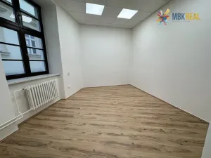 Pronájem kanceláře, Brno, Starobrněnská, 37 m2