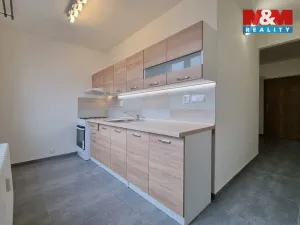 Pronájem bytu 2+1, Karlovy Vary - Stará Role, Fibichova, 54 m2