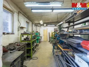 Prodej výrobních prostor, Bedihošť, Komenského, 180 m2