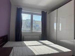 Pronájem bytu 2+kk, Praha - Řeporyje, Dělená, 57 m2