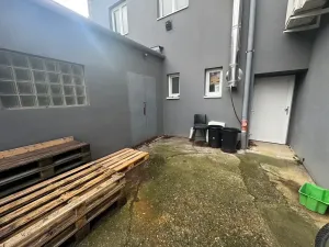 Pronájem obchodního prostoru, Hulín, nám. Míru, 141 m2