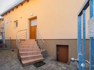 Pronájem výrobních prostor, Zlonín, Hlavní, 50 m2