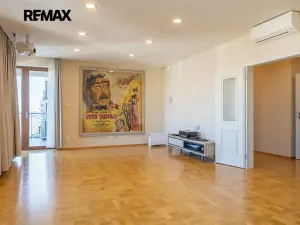 Prodej bytu 6+kk a větší, Praha - Hrdlořezy, Učňovská, 194 m2