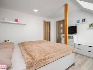 Prodej rodinného domu, Kolešov, 198 m2