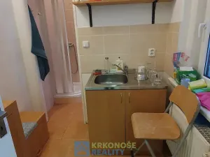 Pronájem kanceláře, Trutnov - Vnitřní Město, Pražská, 56 m2