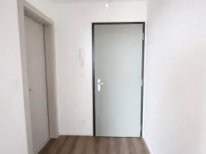 Prodej bytu 2+kk, Praha - Černý Most, Arnošta Valenty, 51 m2