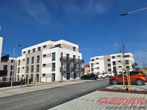 Pronájem bytu 1+kk, Dobřany, Ústavní, 37 m2