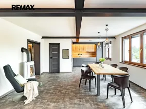 Prodej vily, Jindřichův Hradec, Spojovací, 183 m2