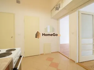 Pronájem bytu 2+1, Praha - Nusle, U gymnázia, 62 m2