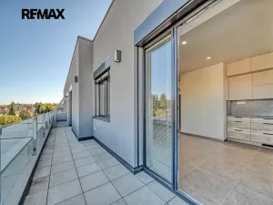 Pronájem bytu 2+kk, Kolín, Pražská, 54 m2