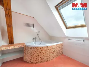 Prodej bytu 1+kk, Mníšek pod Brdy, 5. května, 55 m2