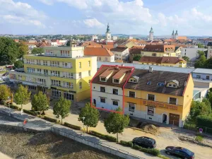 Prodej vily, Uherské Hradiště, Svatojiřské nábřeží, 293 m2