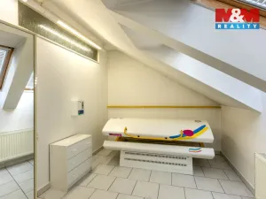 Prodej obchodního prostoru, Postoloprty, Marxovo náměstí, 440 m2