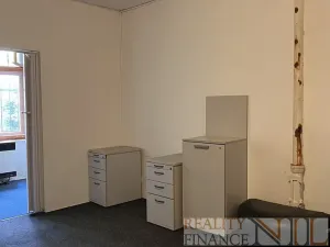 Pronájem obchodního prostoru, Plzeň, Tylova, 55 m2