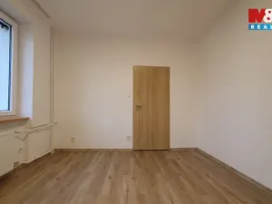 Pronájem bytu 2+1, Plesná, 5. května, 50 m2