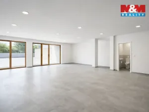 Prodej obchodního prostoru, Brandýs nad Labem-Stará Boleslav - Stará Boleslav, nám. sv. Václava, 156 m2