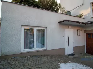Pronájem bytu 2+kk, Praha - Břevnov, Dusíkova, 34 m2