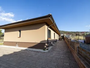 Prodej rodinného domu, Čebín, 156 m2