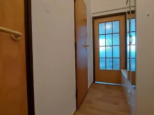 Pronájem bytu 1+kk, Praha - Vysočany, Kolbenova, 30 m2