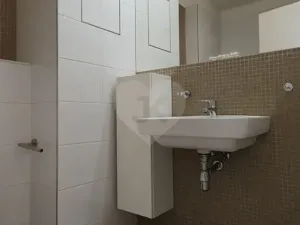 Pronájem bytu 2+kk, Praha - Libeň, Novovysočanská, 53 m2