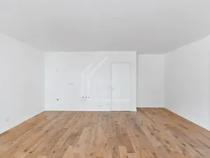 Prodej bytu 2+kk, Praha - Vysočany, V Předním Hloubětíně, 57 m2