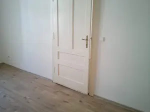 Pronájem bytu 1+1, Praha - Žižkov, Hájkova, 40 m2