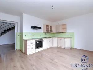 Prodej rodinného domu, Benešov, Nezvalova, 250 m2