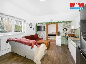 Prodej rodinného domu, Kladruby, Kostelní, 110 m2