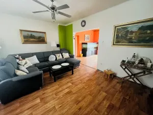 Prodej rodinného domu, Kostelec nad Černými lesy, Jánské náměstí, 433 m2