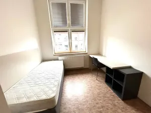 Pronájem bytu 1+kk, Praha - Smíchov, Křížová, 23 m2