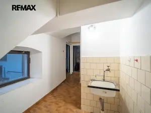 Prodej rodinného domu, Kutná Hora, Jungmannovo náměstí, 200 m2