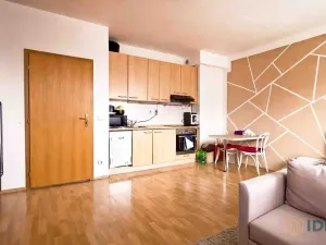 Prodej bytu 1+kk, Praha - Libeň, Na žertvách, 31 m2