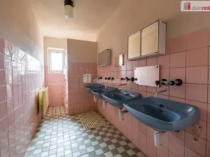 Prodej ubytování, Valeč, 43069 m2