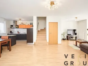 Pronájem rodinného domu, Zdiby, U Louže, 160 m2