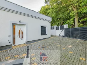 Pronájem rodinného domu, Praha - Komořany, Pod lesem, 127 m2