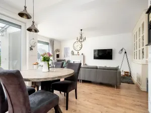 Prodej rodinného domu, Praha - Cholupice, Zálužická, 153 m2