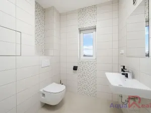 Prodej bytu 3+kk, Karlovy Vary, Dubová, 83 m2