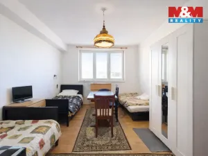 Prodej bytu 2+1, Praha, K louži, 46 m2