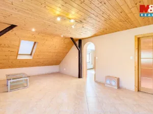 Prodej rodinného domu, Chrast - Podlažice, Tyršova, 280 m2
