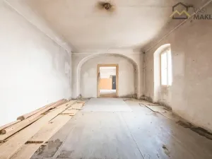 Prodej vícegeneračního domu, Ledeč nad Sázavou, Husovo náměstí, 525 m2