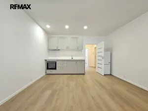 Pronájem bytu 2+kk, Praha - Hlubočepy, Wassermannova, 48 m2