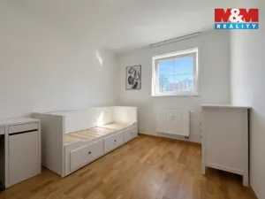 Pronájem bytu 1+kk, Praha - Vysočany, 17 m2