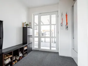 Prodej vily, Králův Dvůr, Na Vinohradech, 140 m2