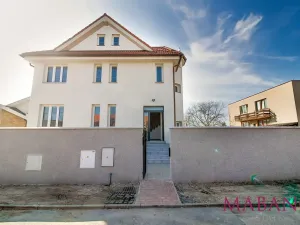 Pronájem bytu, Praha - Šeberov, Sladovnická, 15 m2