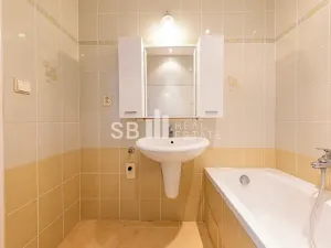 Prodej bytu 2+1, Mohelnice, nám. Kosmonautů, 52 m2