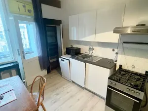 Pronájem bytu 3+1, Praha - Holešovice, Tusarova, 90 m2