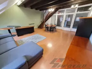 Pronájem kanceláře, Plzeň, Pražská, 162 m2