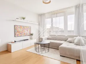 Prodej bytu 2+kk, Praha - Háje, Steinerova, 60 m2