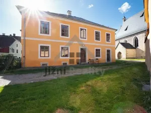 Prodej rodinného domu, Rožmberk nad Vltavou, 198 m2